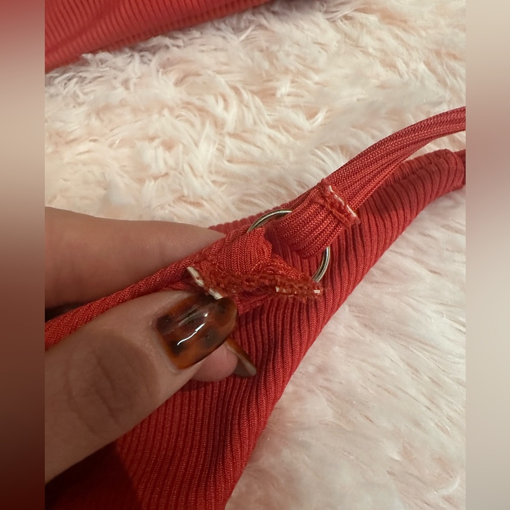 💕 Red Bikini Set - Picture 2 of 2